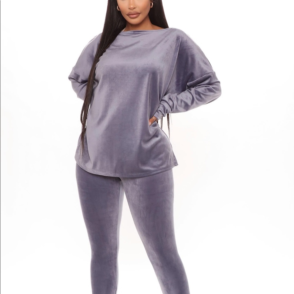 SOLD! - Fashion Nova - Don’t Get This Twisted Super Soft Velour Legging Set